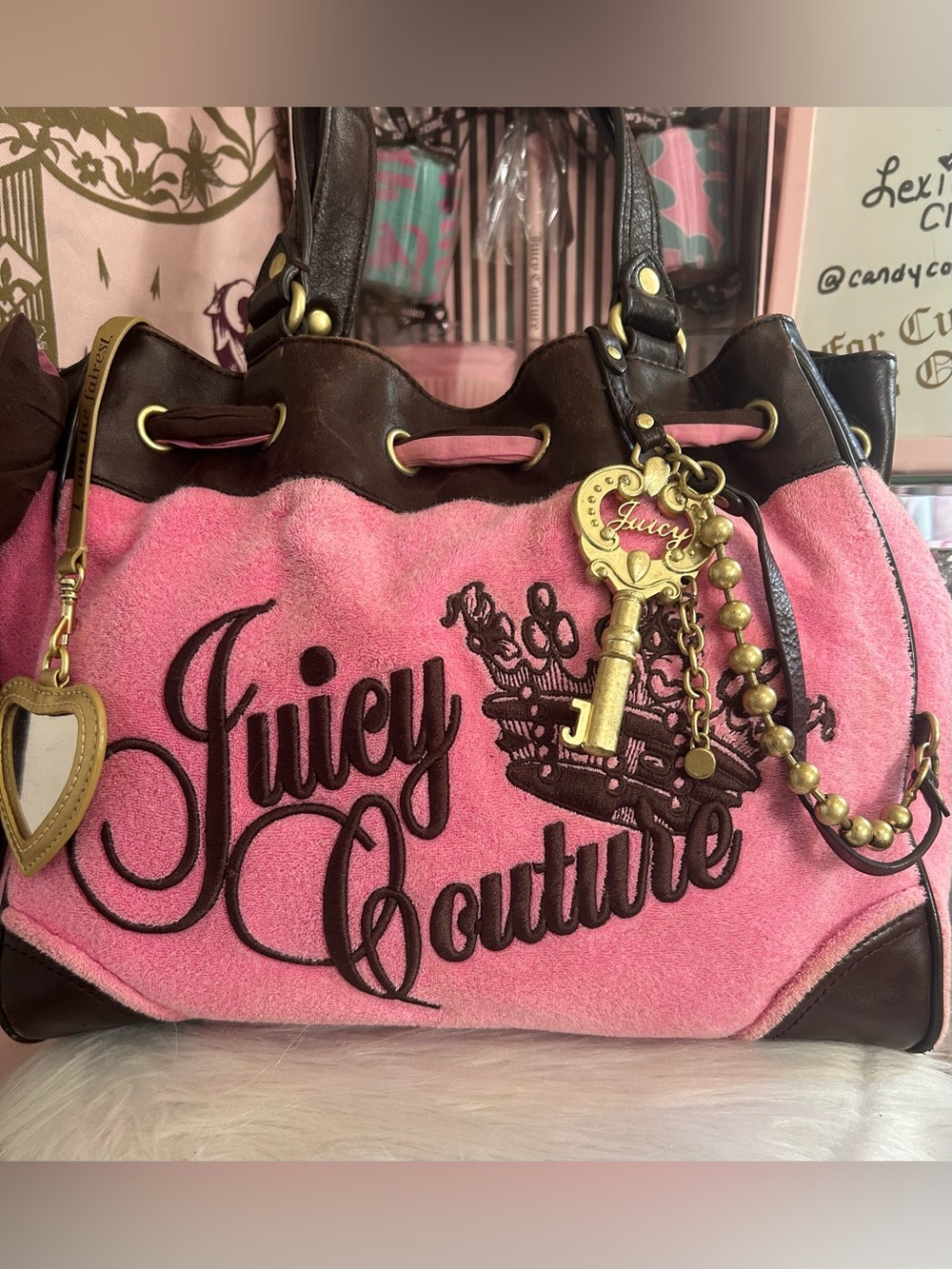 Vintage 2010 Juicy Couture Bubblegum Pink Terry Daydreamer Bag Key Charm SOLD!!! - Picture 2 of 16